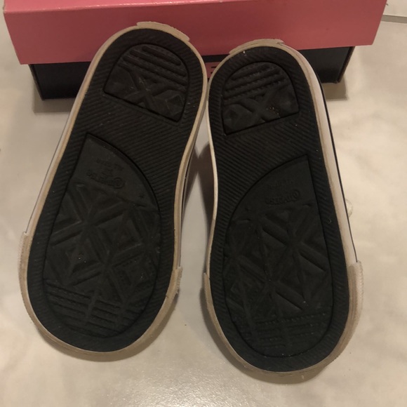 Hello Kitty Converse All Star Infant Shoes - Picture 7 of 7